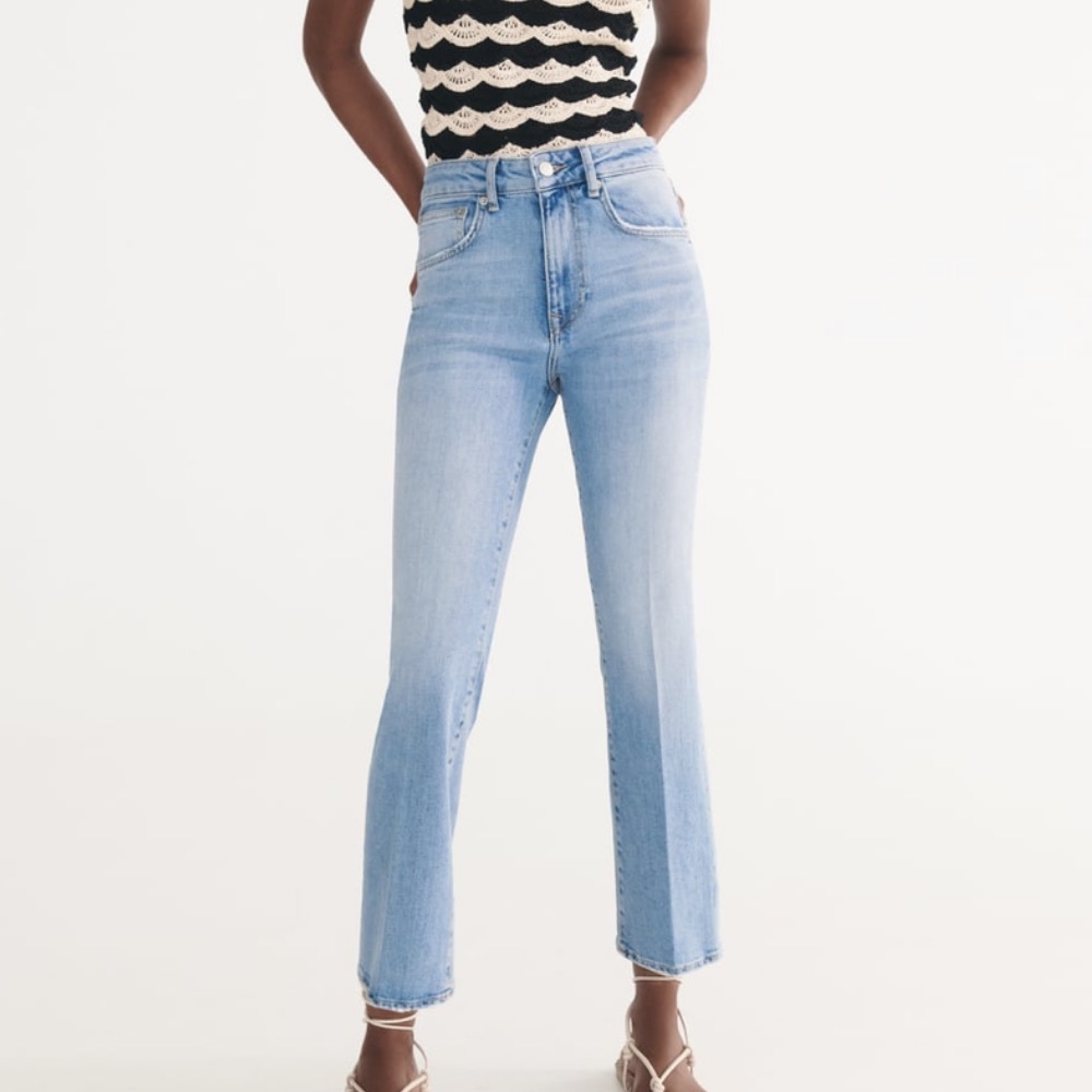 High Rise Cropped Flare ZW Jeans